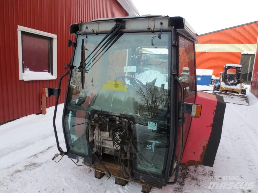Massey Ferguson 8150 캐빈 및 인테리어