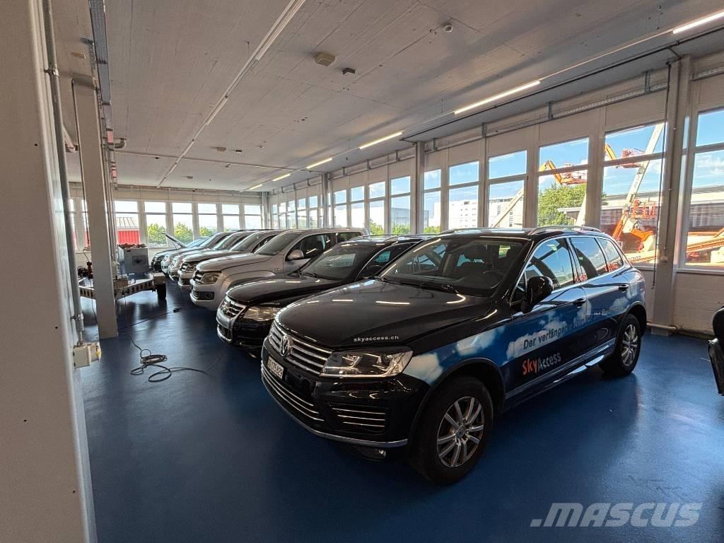 Toyota Landcruiser 크로스컨트리 차량