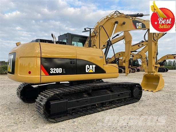 CAT 320 D L 대형 굴삭기 29톤 이상