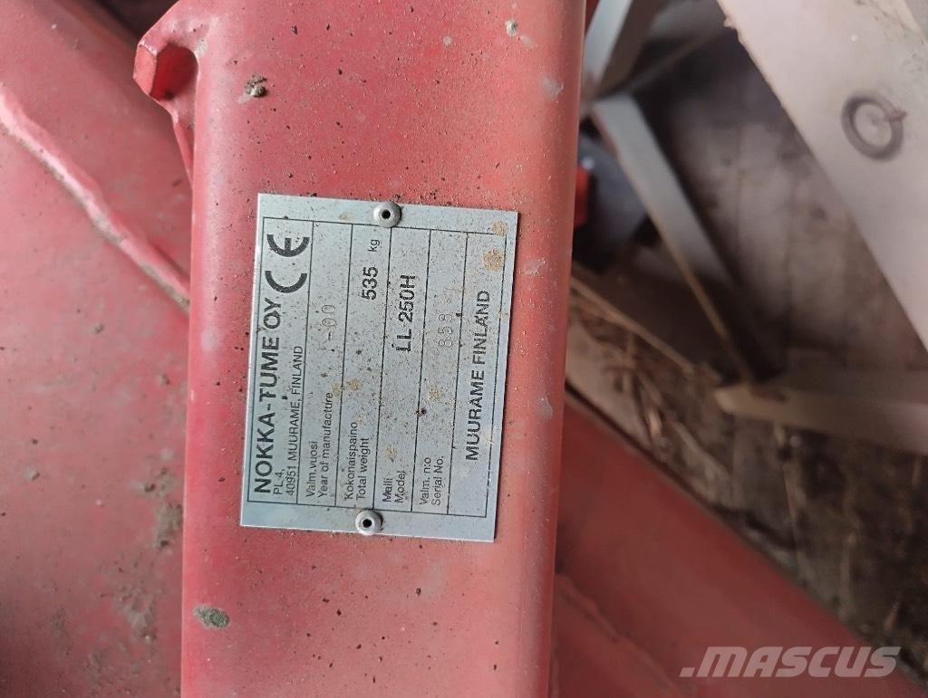 Esko 250 H 제설기