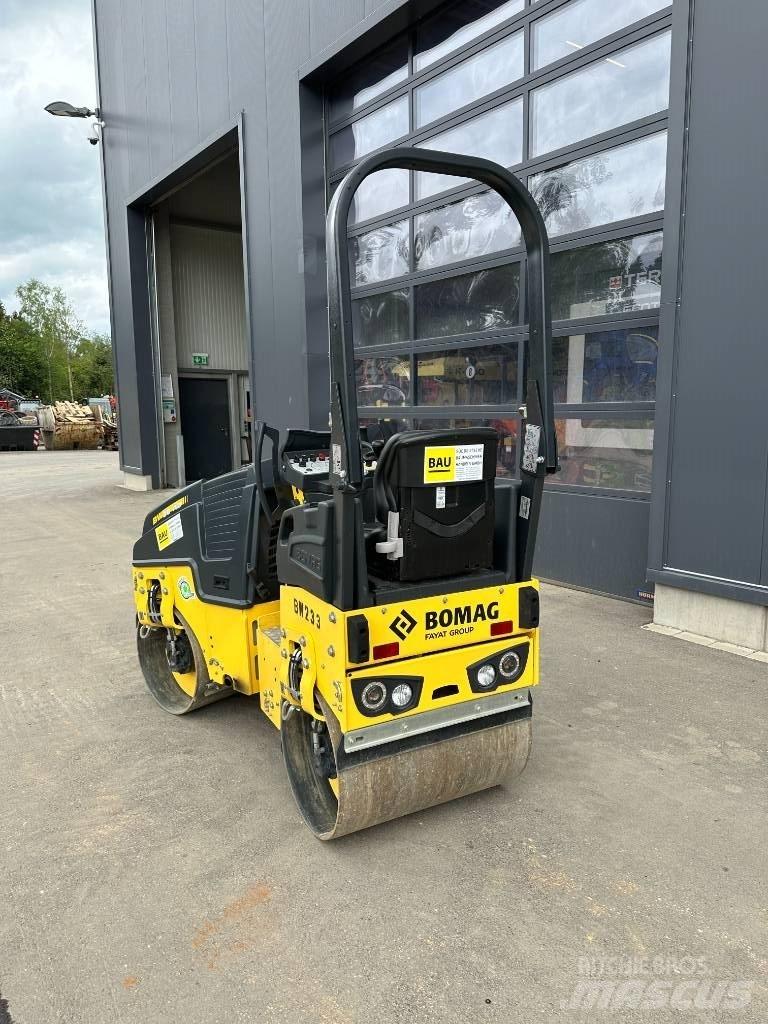 Bomag BW 80 AD-5 트윈 드럼 롤러