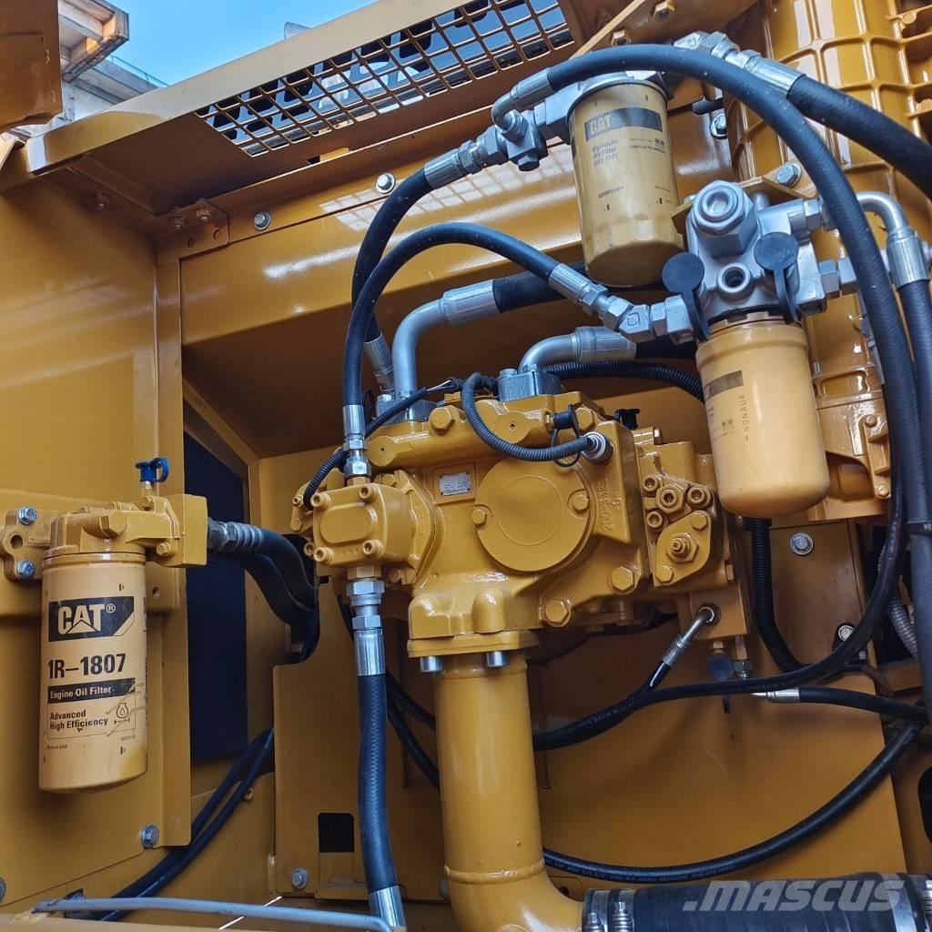 CAT 330 D 대형 굴삭기 29톤 이상