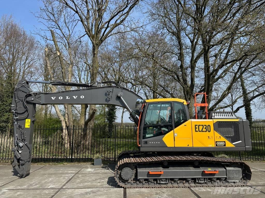 Volvo EC 230FL 대형 굴삭기 29톤 이상