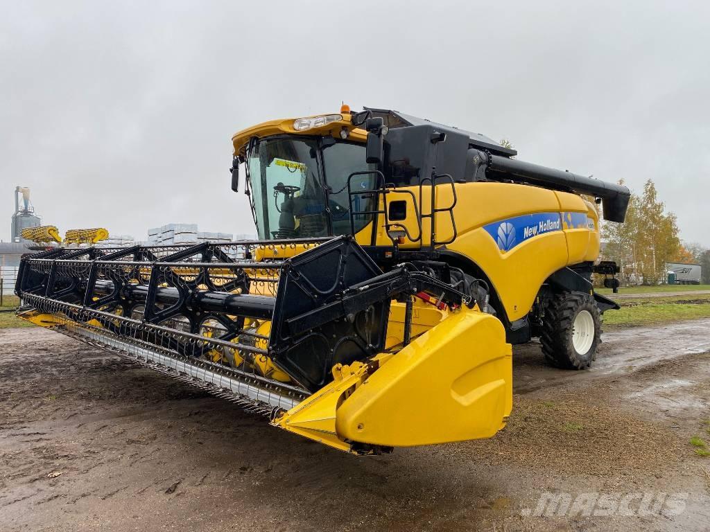 New Holland CX 8070 콤바인 수확기