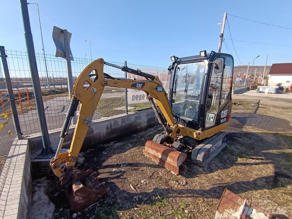 CAT 301.7D 소형 굴삭기 7톤 미만