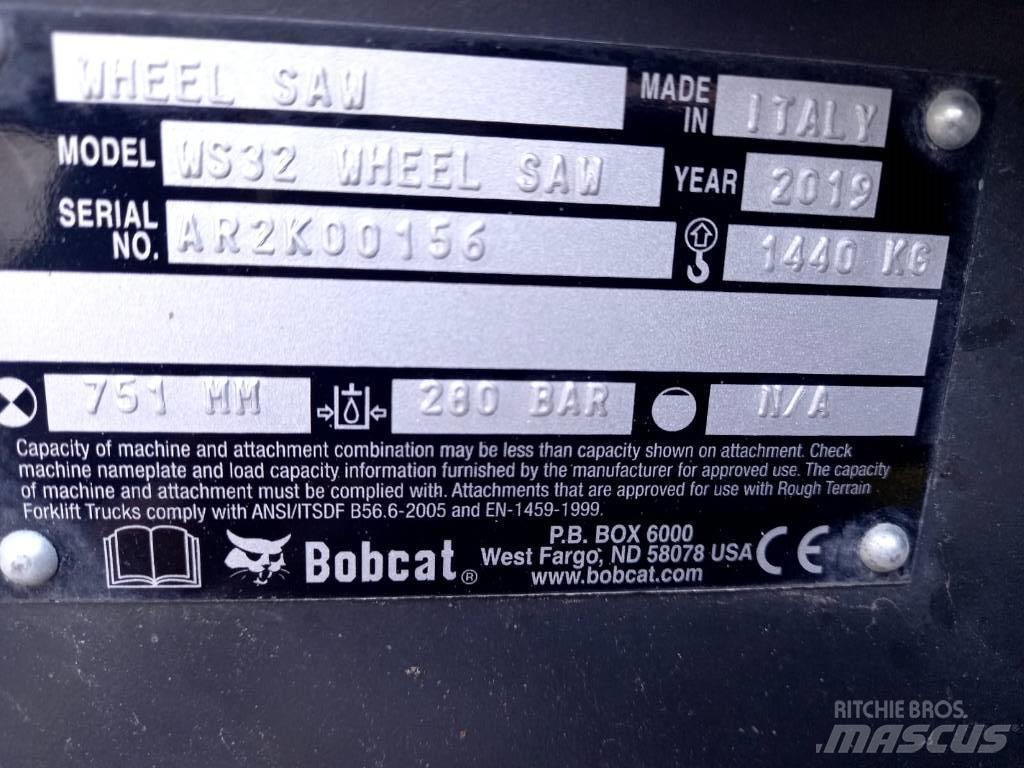 Bobcat WS 32 트렌처
