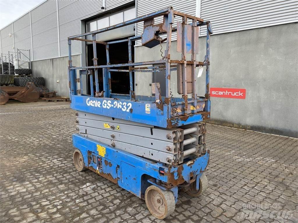 Genie GS2632 가위형 리프트