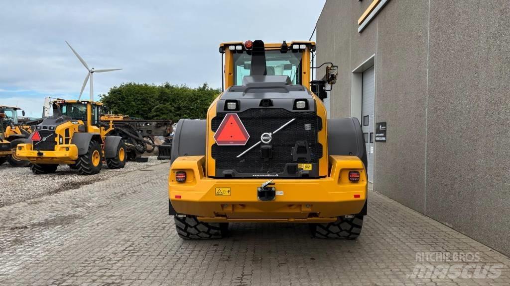 Volvo L 120 H  휠로우더