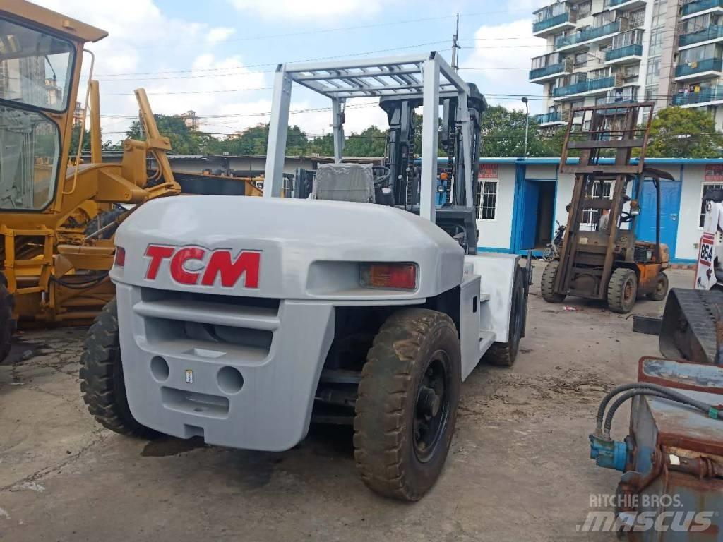 TCM FD 100 디젤 지게차