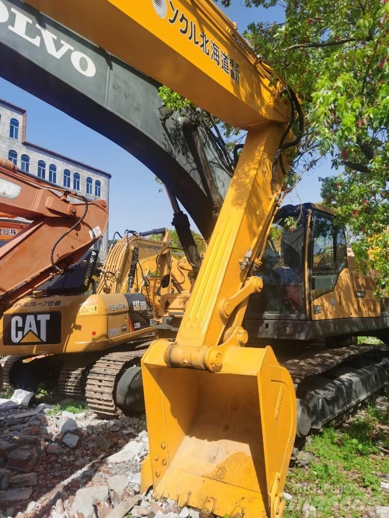 Komatsu PC 220-7 대형 굴삭기 29톤 이상