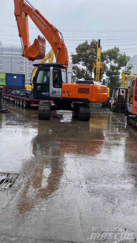 Hitachi ZX 210 대형 굴삭기 29톤 이상