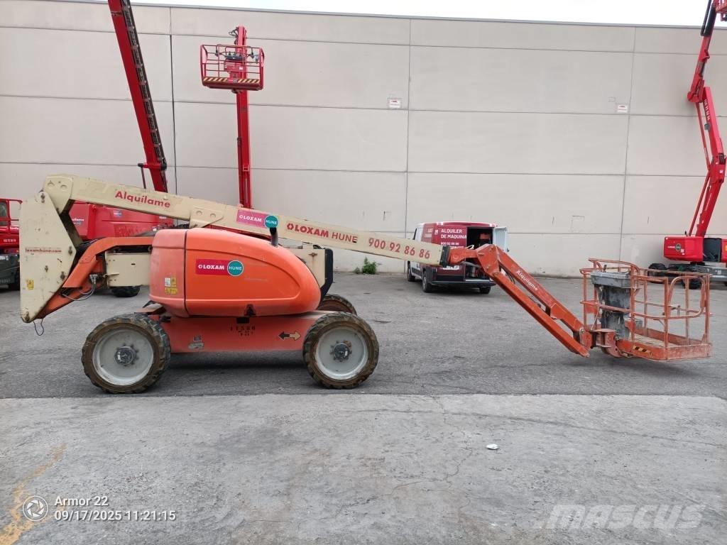 JLG 600 AJ 관절형 전동이동 리프트