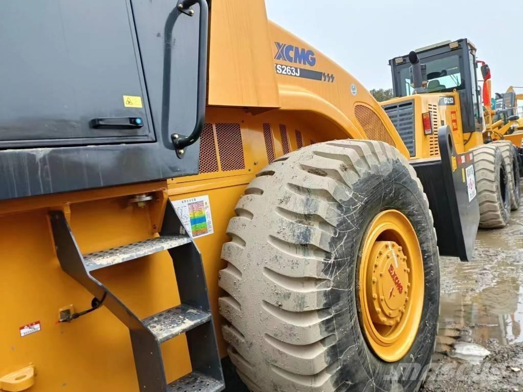 XCMG XC263J 싱글 드럼 롤러