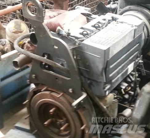 Deutz F3L1011 엔진