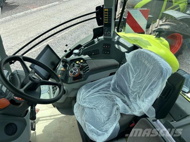 CLAAS AXION 870 트랙터