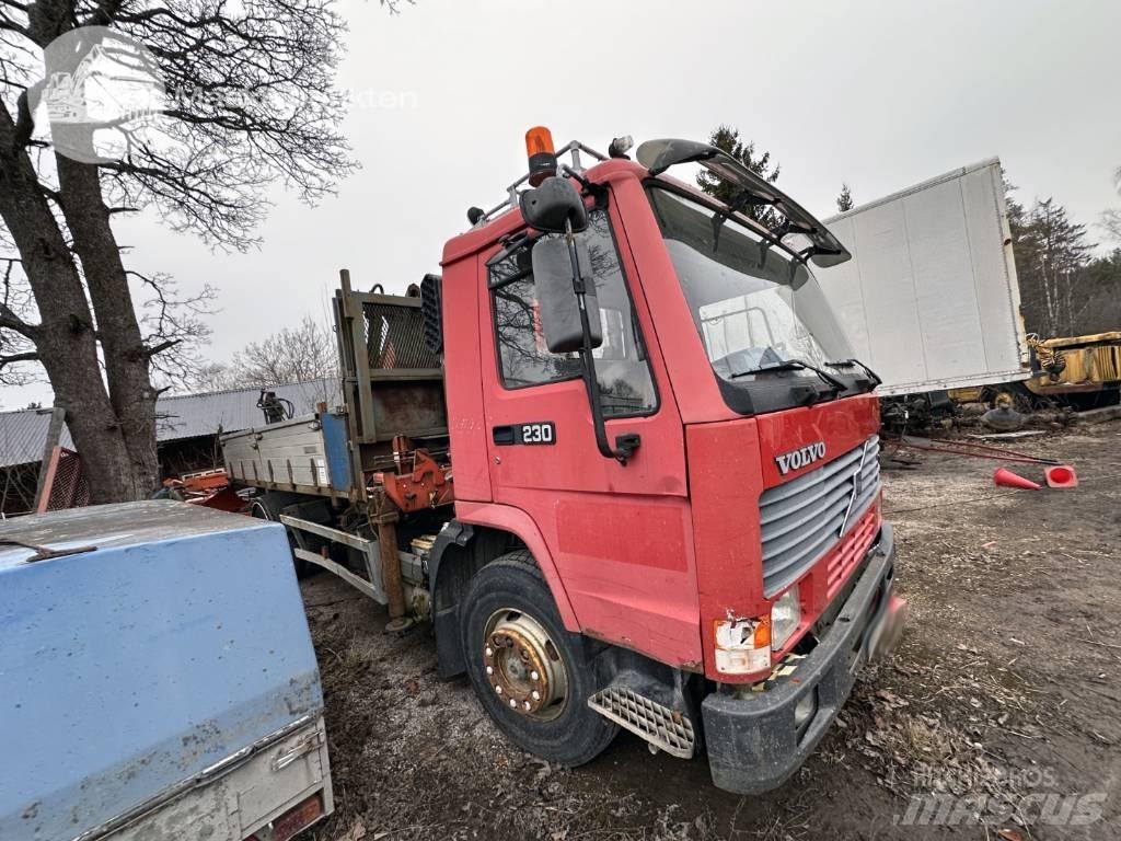 Volvo FL7 크레인 트럭