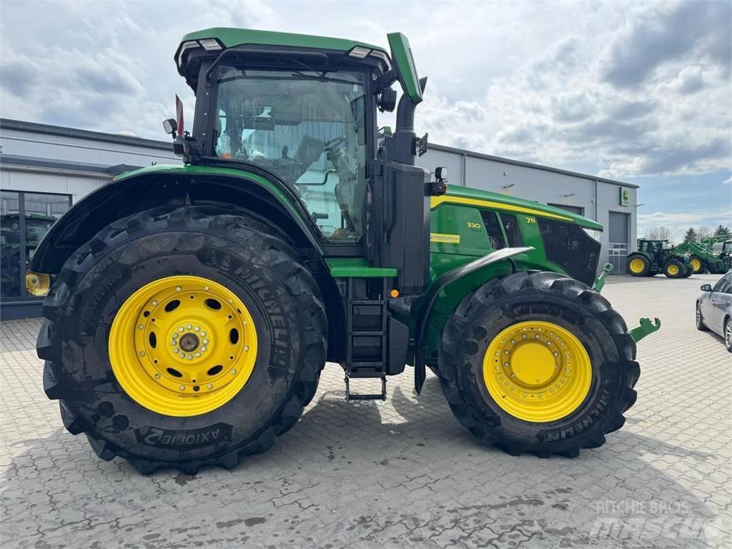 John Deere 7R 330 트랙터