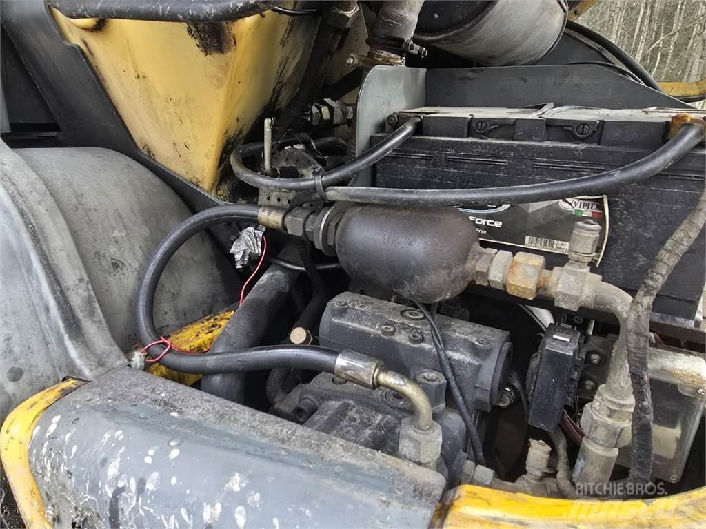 Kramer Allrad 680  휠로우더