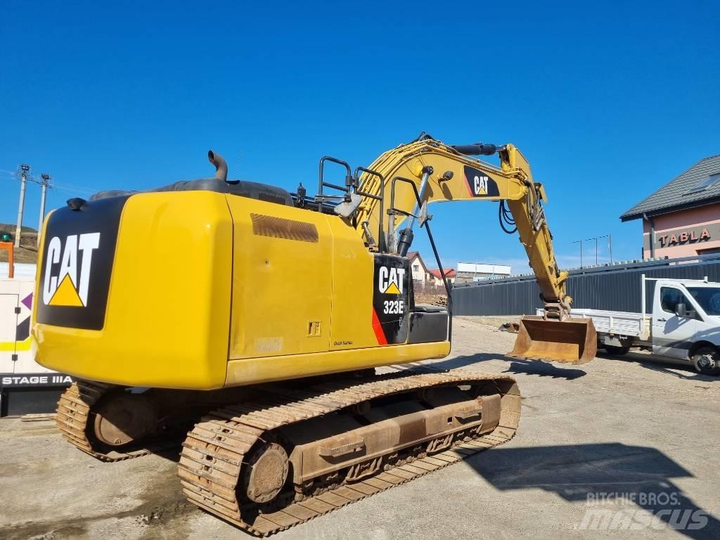 CAT 323 EL 대형 굴삭기 29톤 이상