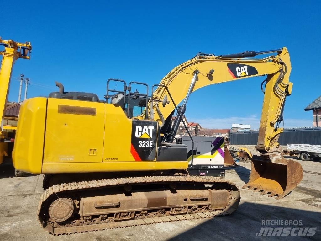 CAT 323 EL 대형 굴삭기 29톤 이상