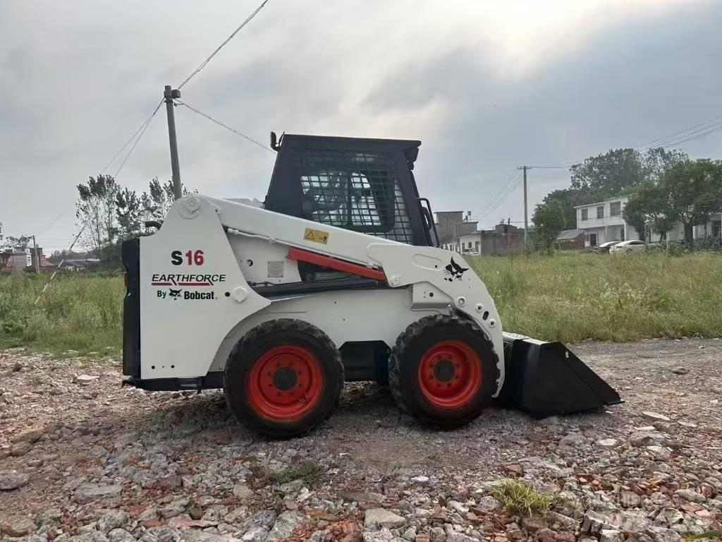 Bobcat S 16  스키드로더