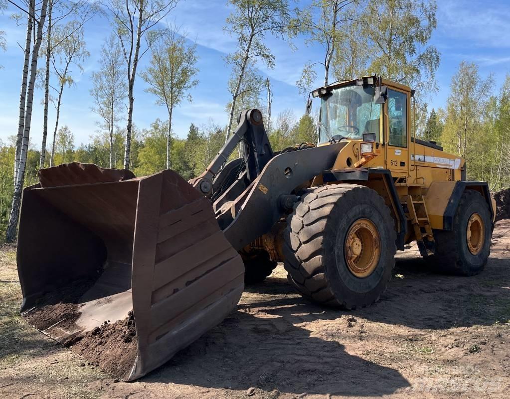Volvo L 220  휠로우더