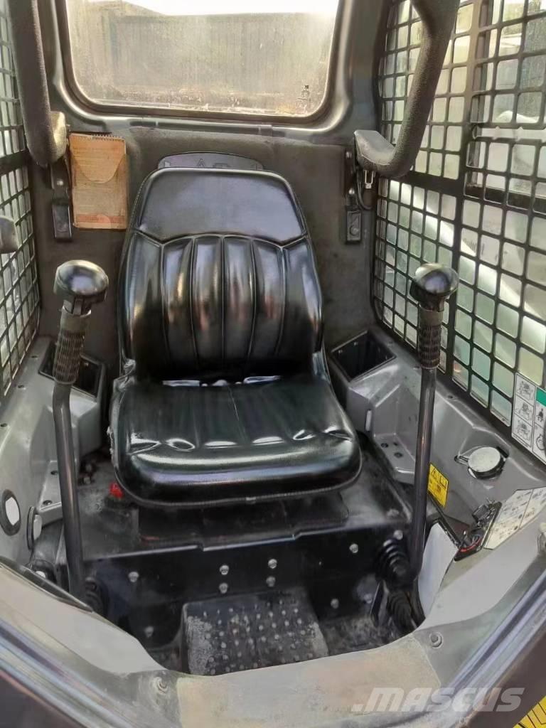 Bobcat S 450  스키드로더