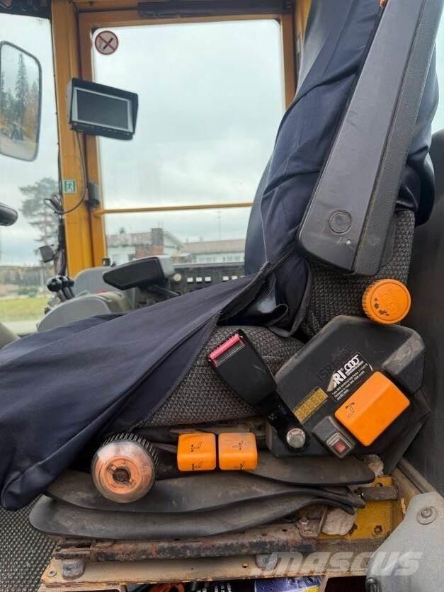 Volvo L110E  휠로우더