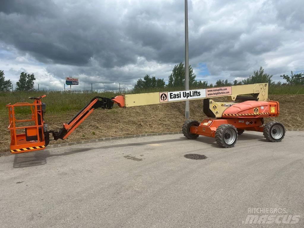 JLG M 600 JP 관절형 전동이동 리프트