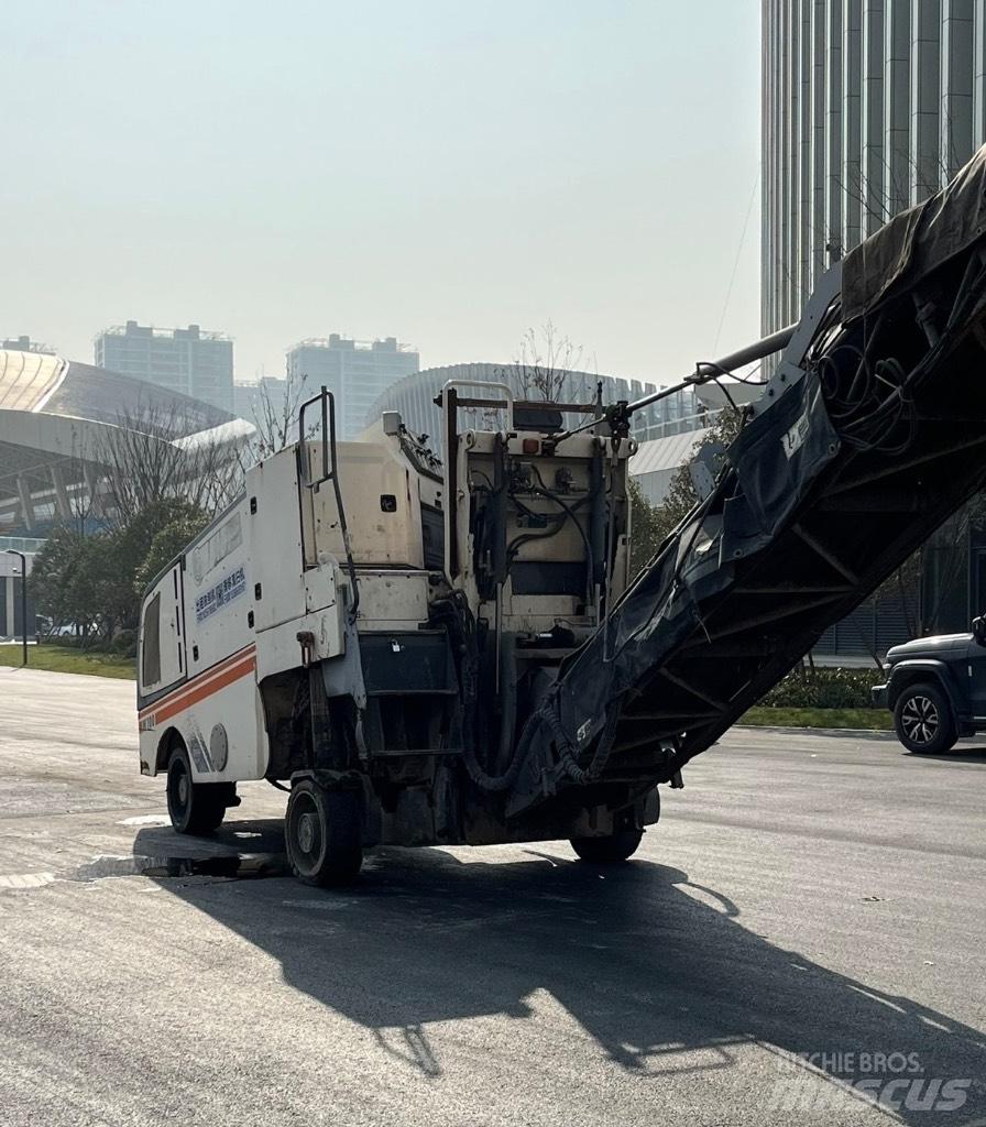 Wirtgen W100H 아스팔트 콜드 밀링 기계