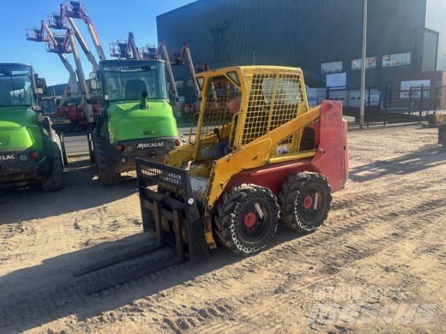 Bobcat S 130  스키드로더