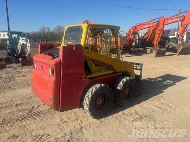Bobcat S 130  스키드로더