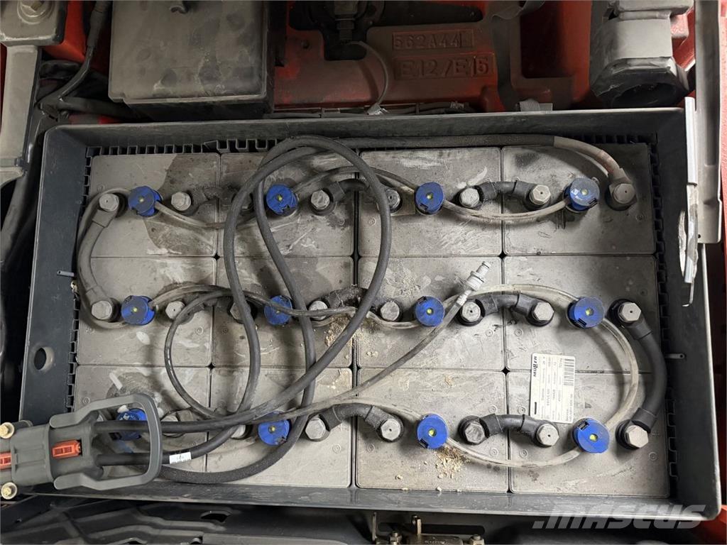 Linde E15 전동 지게차