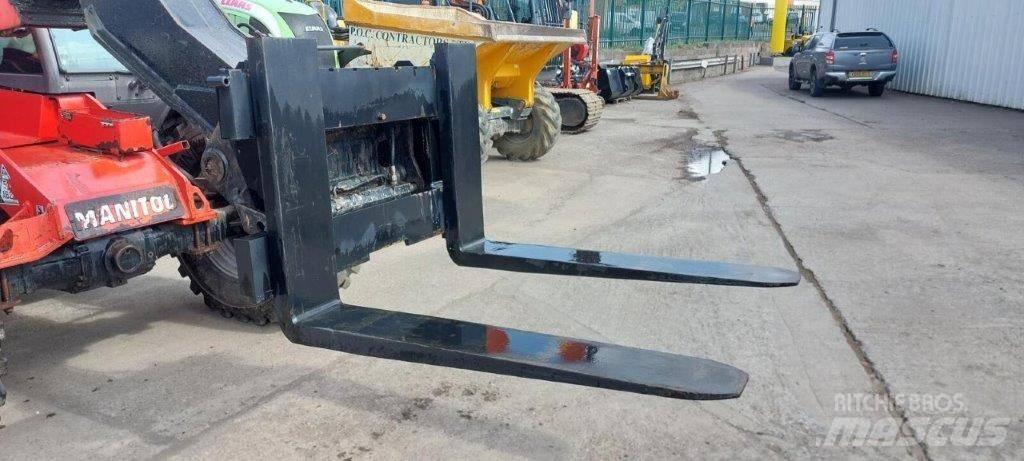 Manitou PFB 텔러 핸들러