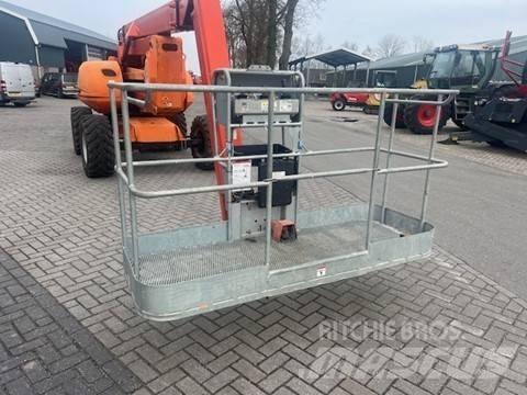 Manitou AJT 200 관절형 전동이동 리프트
