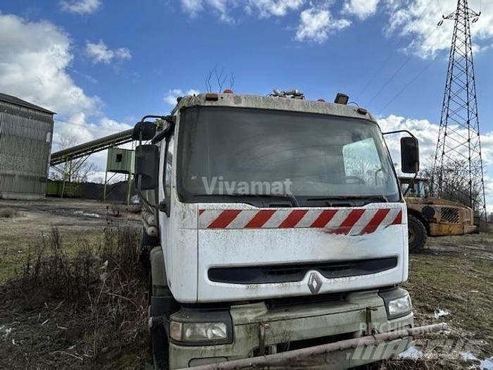 Renault 320 탱커 트럭