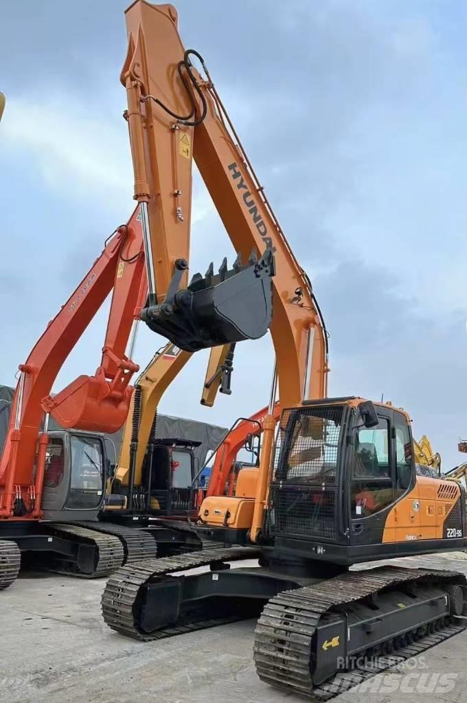 Hyundai 220-9 대형 굴삭기 29톤 이상