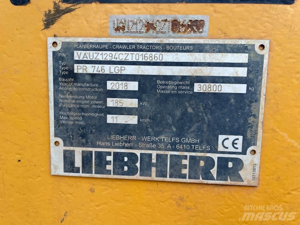 Liebherr PR 746 크롤러 도저