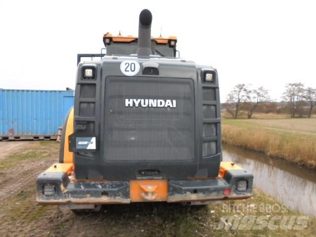 Hyundai HL 940 A  휠로우더
