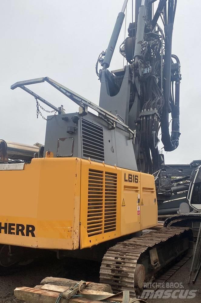 Liebherr LB 16 말뚝설치기