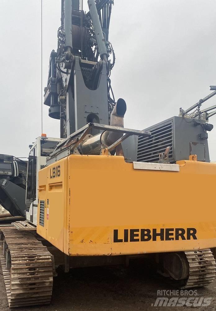 Liebherr LB 16 말뚝설치기