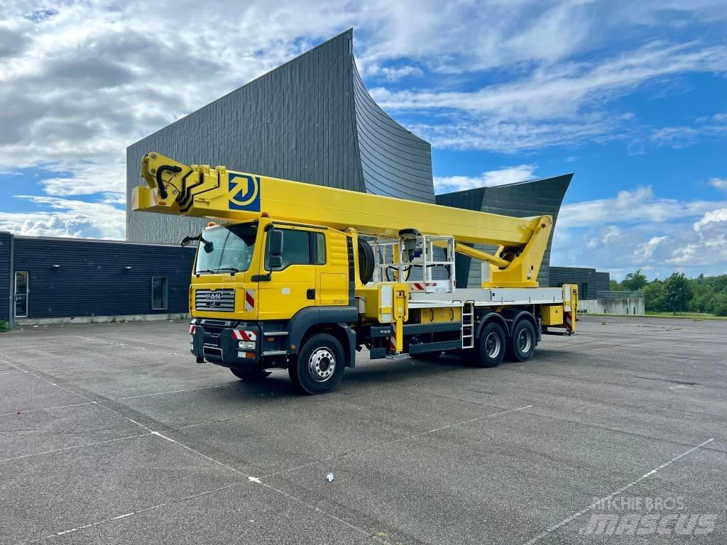Palfinger WT 530 트럭 탑재 고소작업대