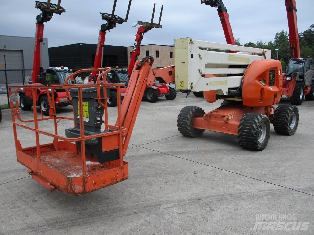 JLG 450 AJ (040) 관절형 전동이동 리프트