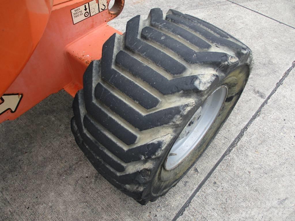 JLG 450 AJ (040) 관절형 전동이동 리프트