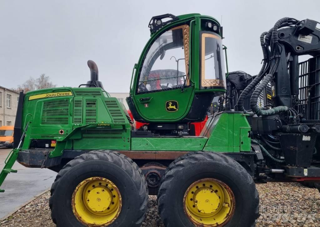 John Deere 1910 G 원목 포워더