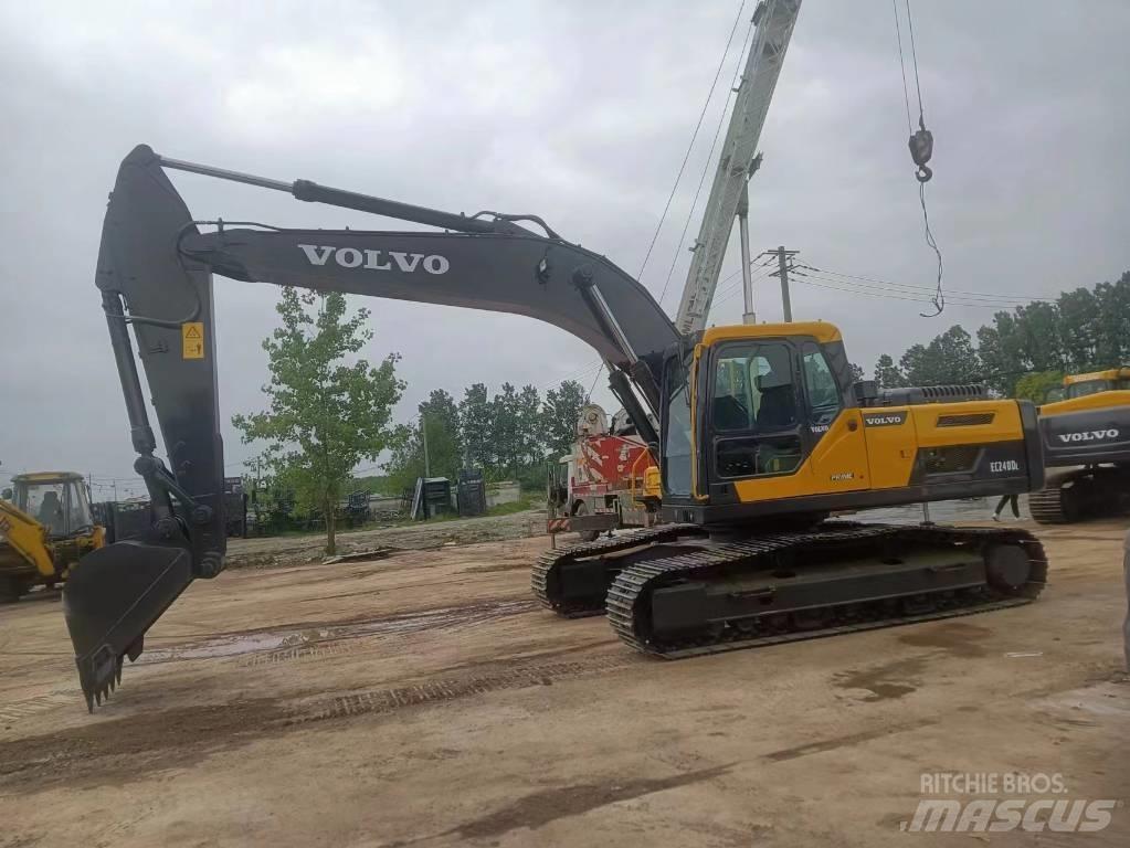 Volvo EC 240 DL 대형 굴삭기 29톤 이상