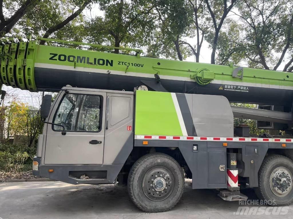 Zoomlion 110 Ton A/T 크레인