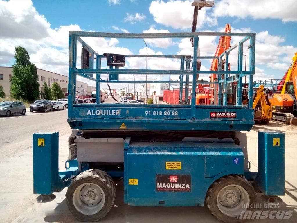 Genie GS3268RT 가위형 리프트