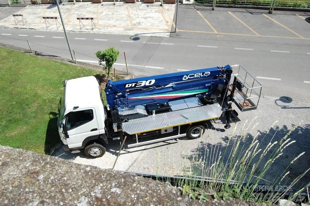 Cela DT 30 트럭 탑재 고소작업대