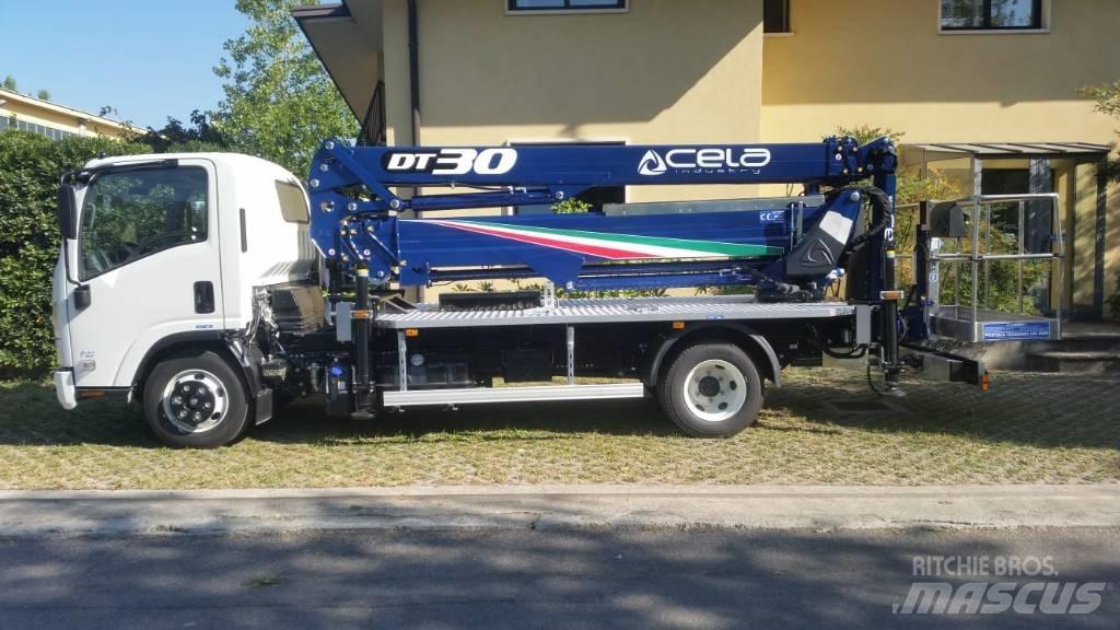 Cela DT 30 트럭 탑재 고소작업대